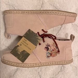 {Women’s} NWT TOMS Pink Venice Ankle Shoes/Booties